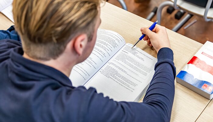 Basisvaardigheden krijgen vanaf 2027 een vaste pot